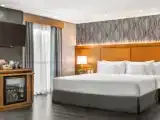 Двухместный номер Premium с балконом