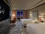Четырёхместный номер Bordeaux с видом на бассейн