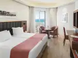 Двухместный номер с балконом и с видом на море