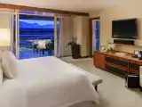 Двухместный люкс с видом на бассейн
