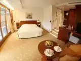 Четырёхместный номер Комфорт с балконом