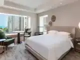 Номер с видом на озеро