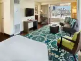 Люкс Corner с балконом