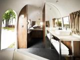 Двухместный Трейлер Airstream Caravan