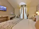 Двухместный номер Стандарт с видом на окрестности