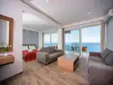 Двухместный люкс Luxury с балконом