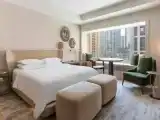 Двухместный номер с видом на водонапорную башню