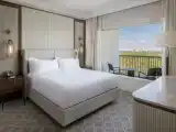 Люкс Deluxe с 2 комнатами с балконом