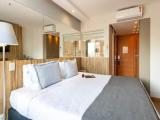 Двухместный номер with side sea view