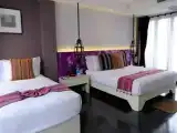 Трёхместный номер с ванной Deluxe