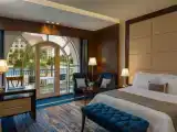 Двухместный номер Grand Deluxe с балконом и с видом на город