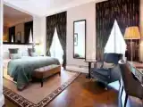 Двухместный номер Classic Liberty Square с балконом