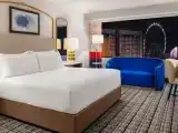 Номер Versailles