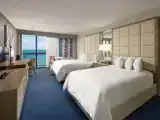 Четырёхместный номер с балконом и oceanfront