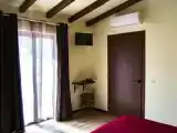 Номер Triple