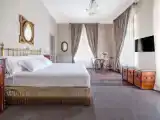 Двухместный номер Corner Premium с балконом