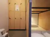 Кровать в общем номере (женский номер)