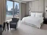 Четырёхместный люкс Signature Executive with fountain view