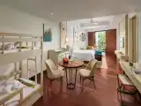 Полулюкс Family с балконом