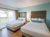 Четырёхместный люкс Cabana Level Oceanfront Access