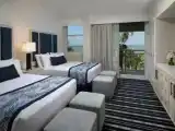 Люкс с 2 спальнями Beach View