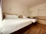 Трёхместный номер Deluxe