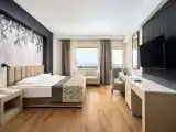 Номер Family с видом на море