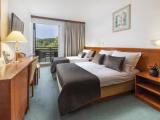 Двухместный номер с дополнительной кроватью Superior Lake Side с балконом