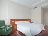 Двухместный номер Стандарт с видом на бассейн