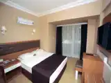 Двухместный номер Стандарт с видом на окрестности