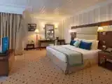 Двухместный люкс Premier с видом на бассейн