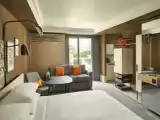 Двухместный номер Club Lounge Access Executive Larger с балконом