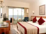 Двухместный номер Стандарт с балконом и с видом на море