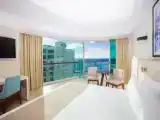Двухместный люкс Altitude Corner с частичным видом на океан