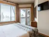 Номер Condo + Den с 2 комнатами