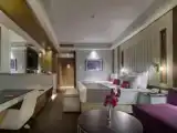 Двухместный номер Superior with side sea view