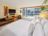 Четырёхместный номер Fairmont с видом на город