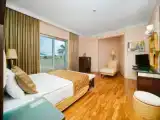 Номер Family с видом на окрестности