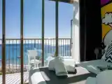Четырёхместный номер Superior с балконом и с видом на море