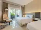 Двухместный номер Grand Deluxe с видом на бассейн