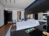 Люкс с 3 комнатами с балконом