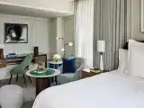 Двухместный номер угловой Deluxe Gallery View