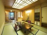 Номер Japanese-Style Shigaraki Ware Open-Air Bath Lake Side