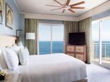 Люкс The Ritz-Carlton с 2 комнатами с балконом и oceanfront