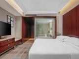 Четырёхместный номер Club Lounge Access Large Guest City View