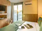 Двухместный люкс with side sea view