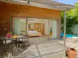 Двухместный люкс с бассейном Beach