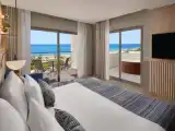 Двухместный номер Deluxe с джакузи на террасе с видом на море