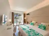 Двухместный номер Swim Up