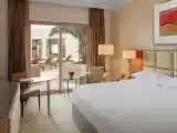 Двухместный номер с доступом к бассейну